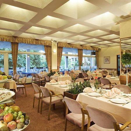 Hotel Patria Печ Ресторан фото