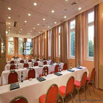 Hotel Patria Печ Экстерьер фото