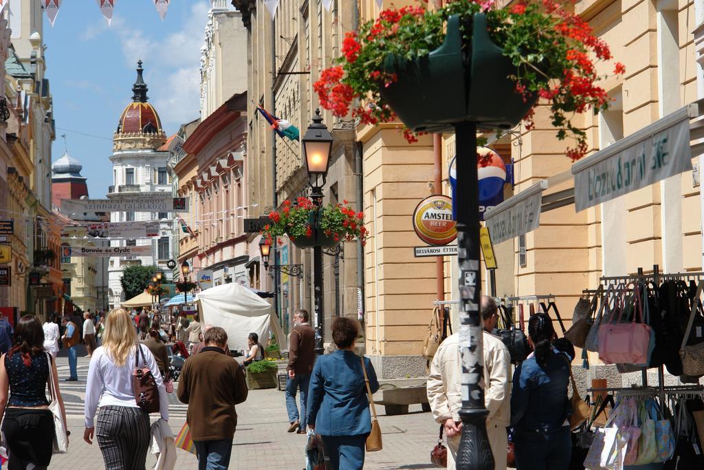 Hotel Patria Печ Экстерьер фото